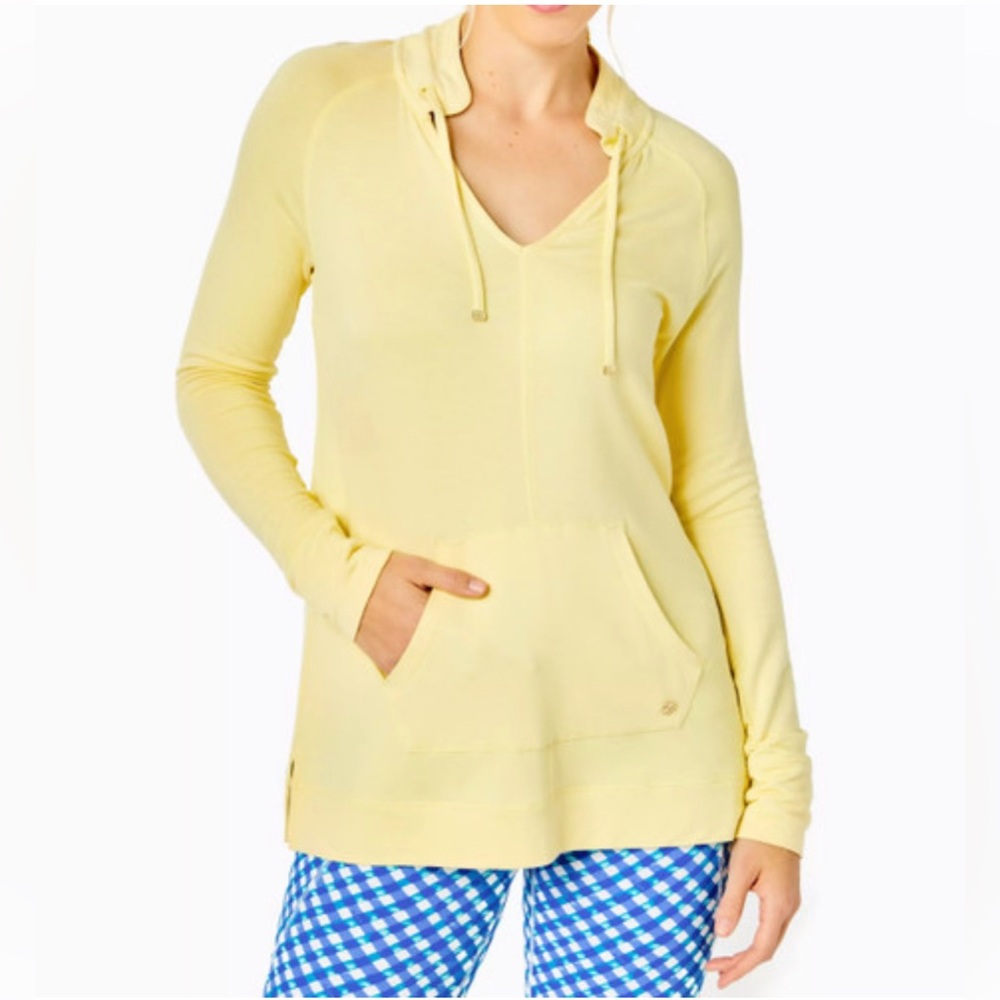 Lilly Pulitzer Luxletic Cassi Popover Top in Watch Hill Yellow Size Small - Picture 1 of 15
